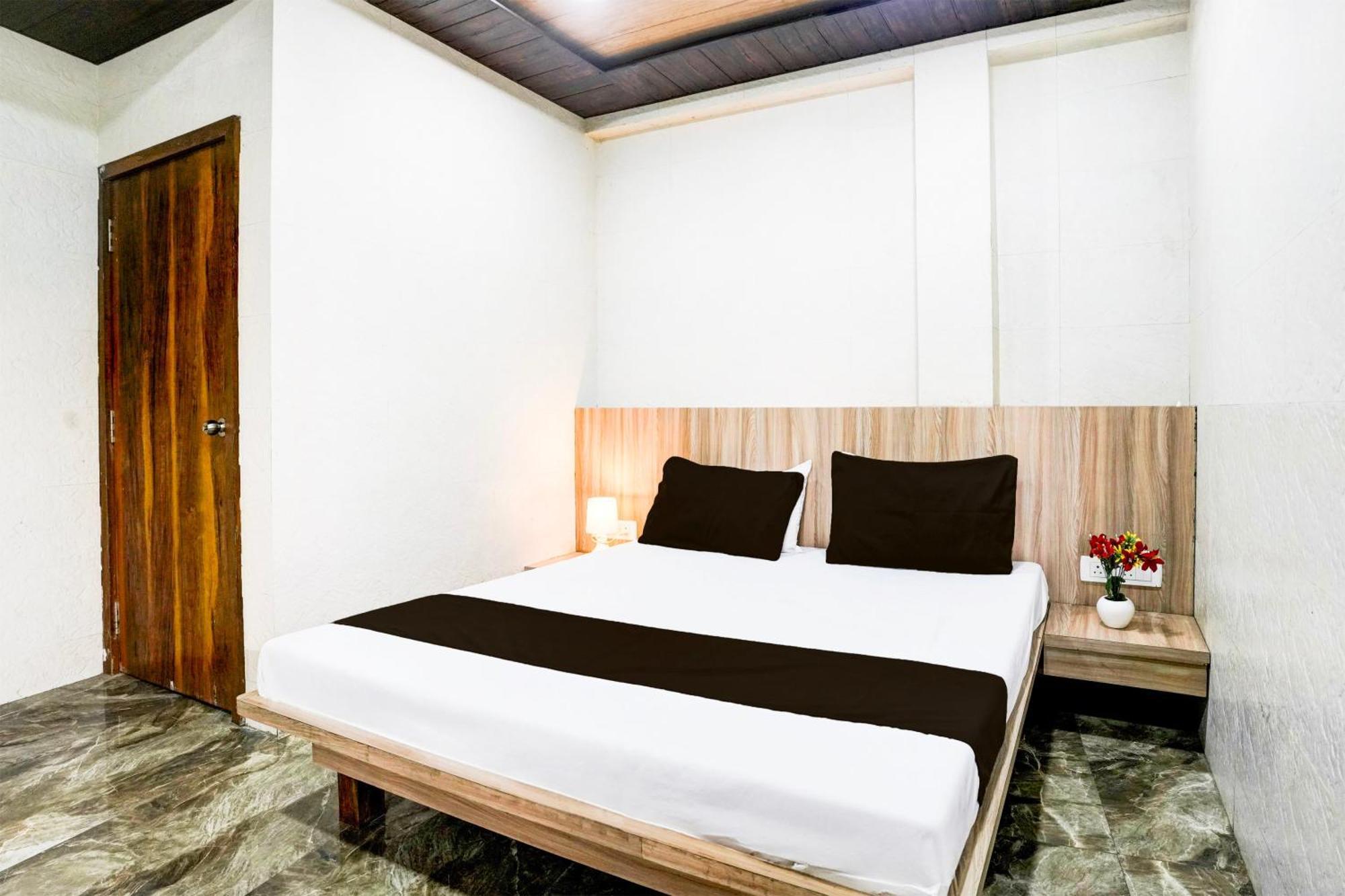 Super Hotel O Dombivali Formerly Pk Lodging Dombivli Ngoại thất bức ảnh