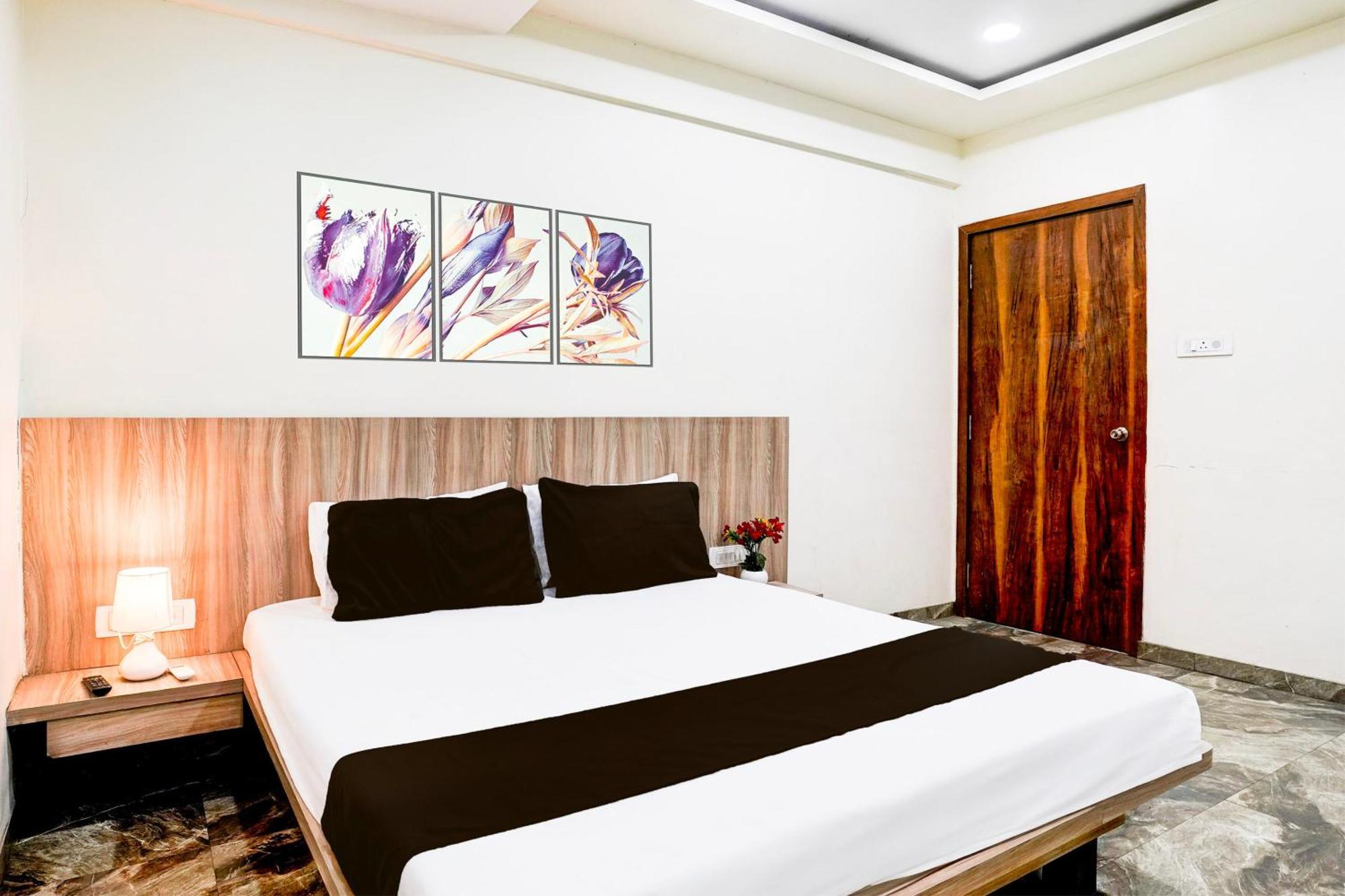 Super Hotel O Dombivali Formerly Pk Lodging Dombivli Ngoại thất bức ảnh